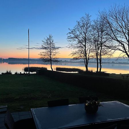 Huset Ved Soen Taet Pa Herning Og Mch Og Boxen 90 M2 Sunds Extérieur photo