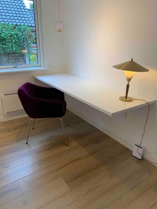 Huset Ved Soen Taet Pa Herning Og Mch Og Boxen 90 M2 Sunds Extérieur photo