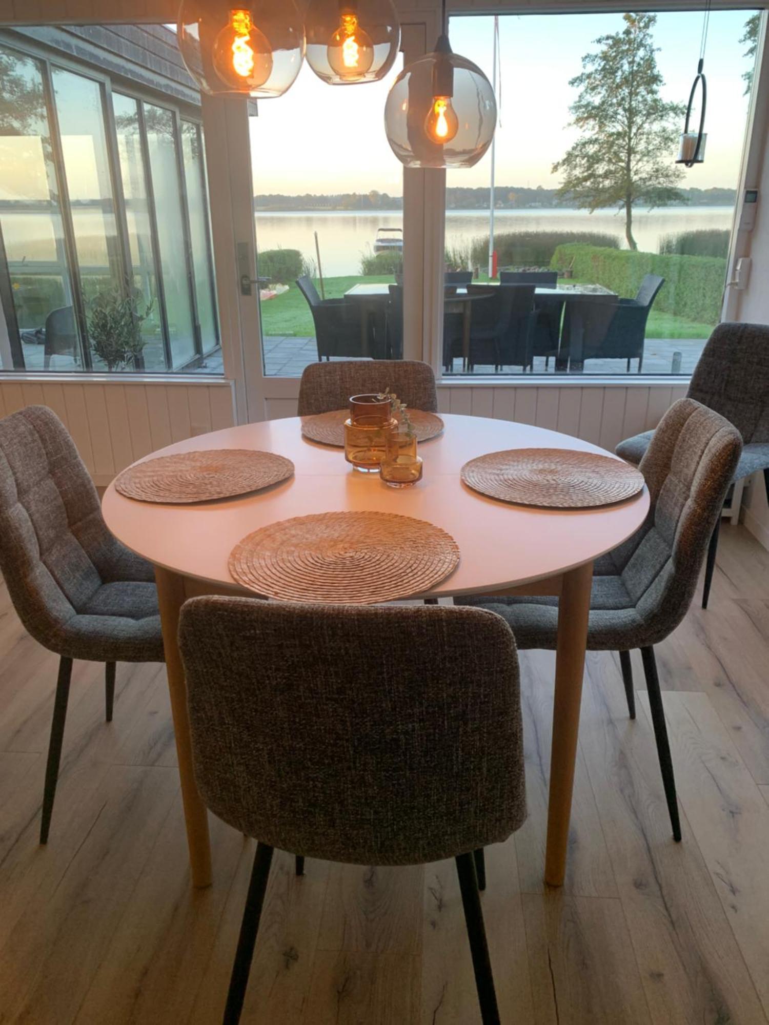 Huset Ved Soen Taet Pa Herning Og Mch Og Boxen 90 M2 Sunds Extérieur photo