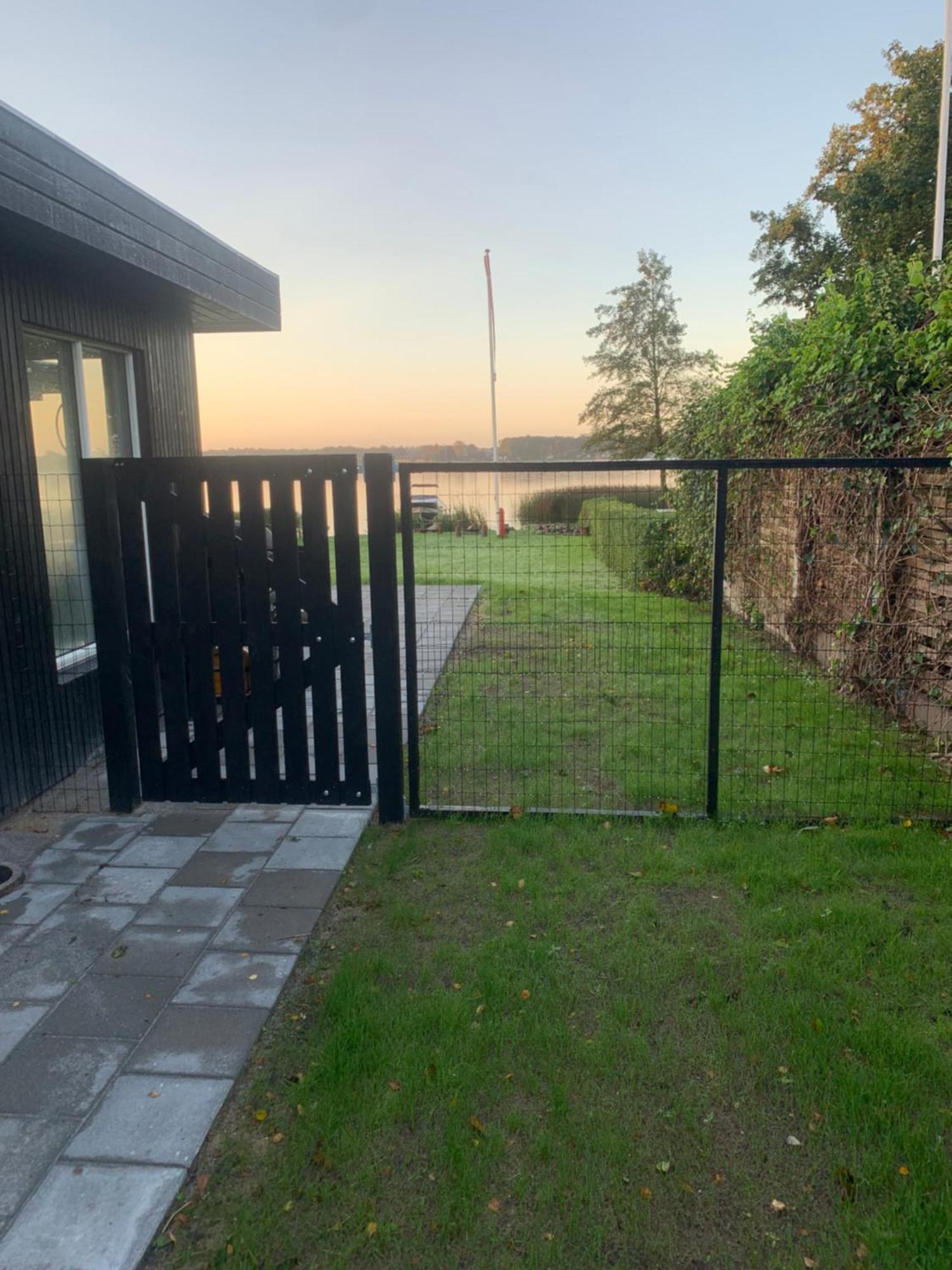 Huset Ved Soen Taet Pa Herning Og Mch Og Boxen 90 M2 Sunds Extérieur photo