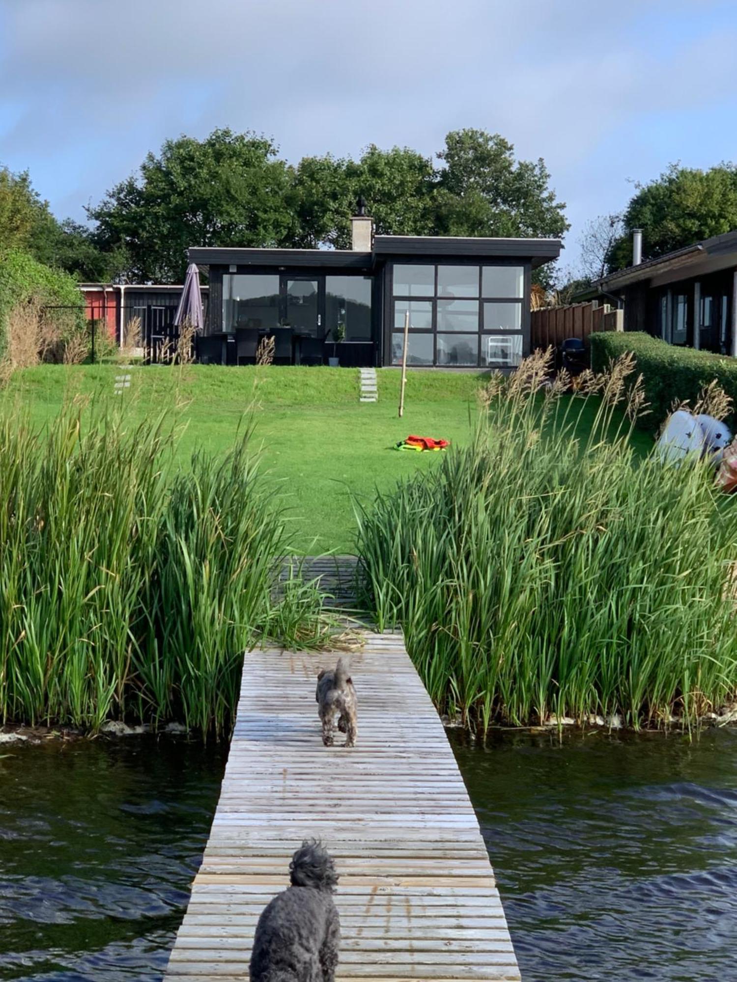 Huset Ved Soen Taet Pa Herning Og Mch Og Boxen 90 M2 Sunds Extérieur photo